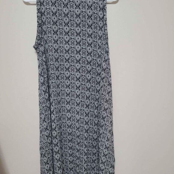 Loft Black and White Sleeveless Shift Dress Women's Size Medium - Picture 4 of 4